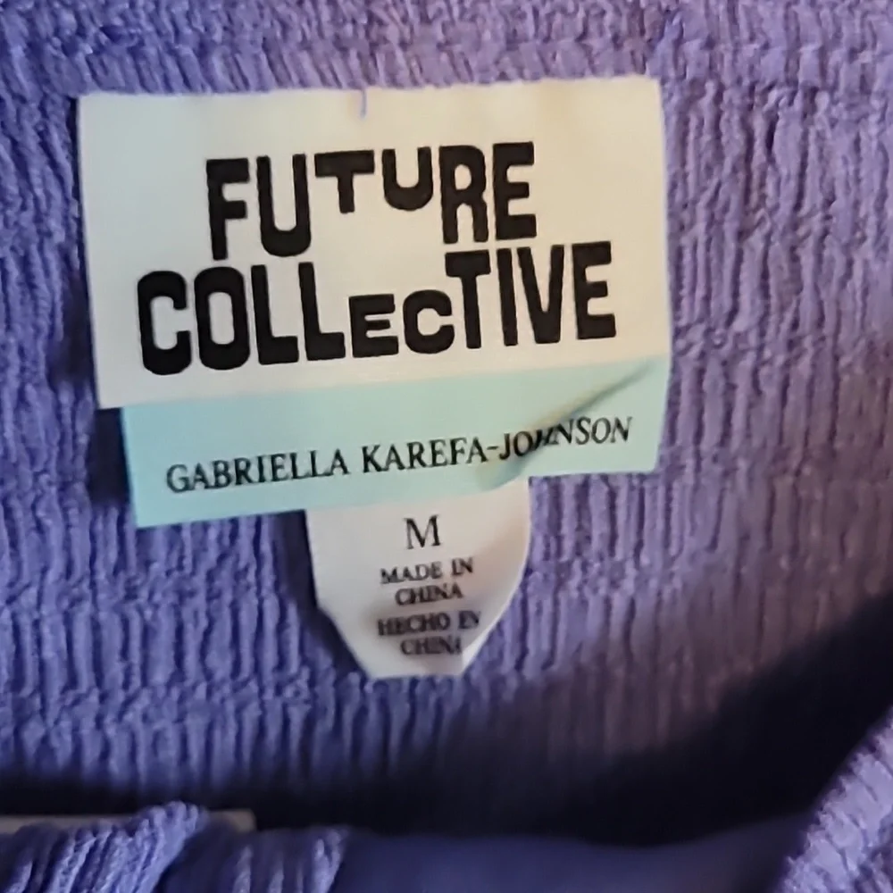 FUTURE Collective Top - Picture 2 of 4